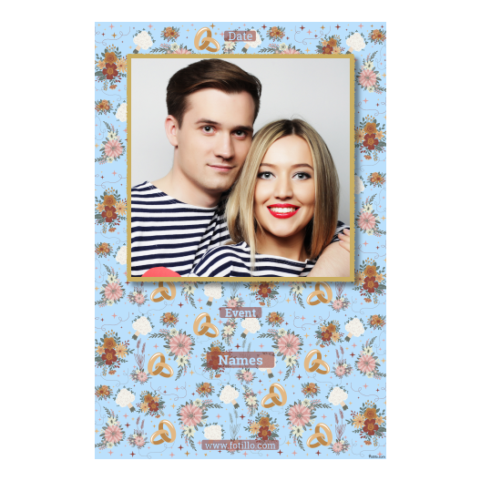 Fotobudka na weselu z błękitnym tłem + obrączki i kwiaty - Pocztówka 15x10cm model 324 - obrazek 2