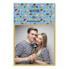 Dzień Sernika z błękitnym tłem + owoce i słodkości - Pocztówka 15x10cm model 326 - Thumbnail Image 2