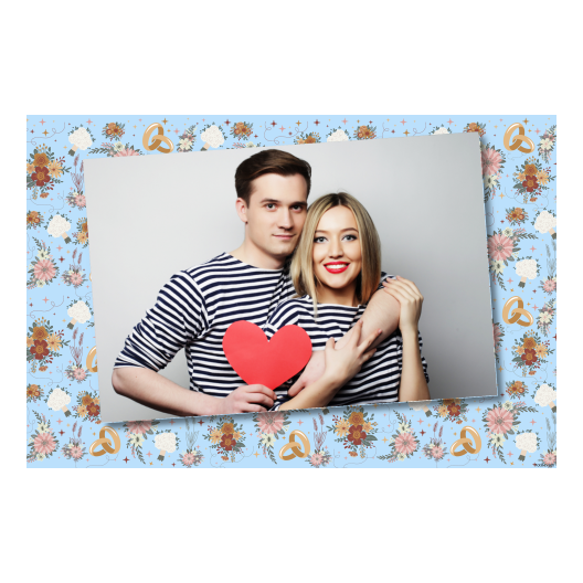 Fotobudka na weselu z błękitnym tłem + obrączki i kwiaty - Pocztówka 10x15cm model 405 - obrazek 7